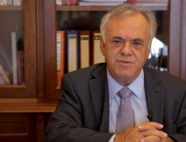 Γ.Δραγασάκης: «Η προσπάθεια της κυβέρνησης να τερματίσει το καθοδικό σπιράλ ύφεσης αποτελεί τον πυρήνα της διαπραγμάτευσης με τους δανειστές»